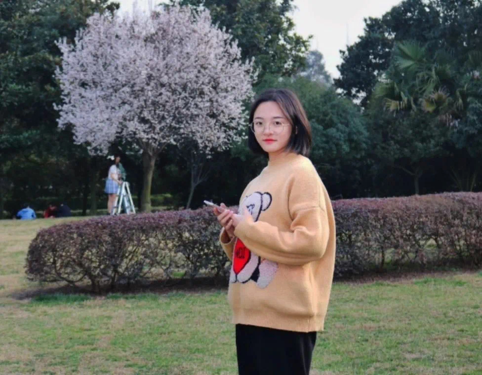 她在保研路上向月而行——杨燕